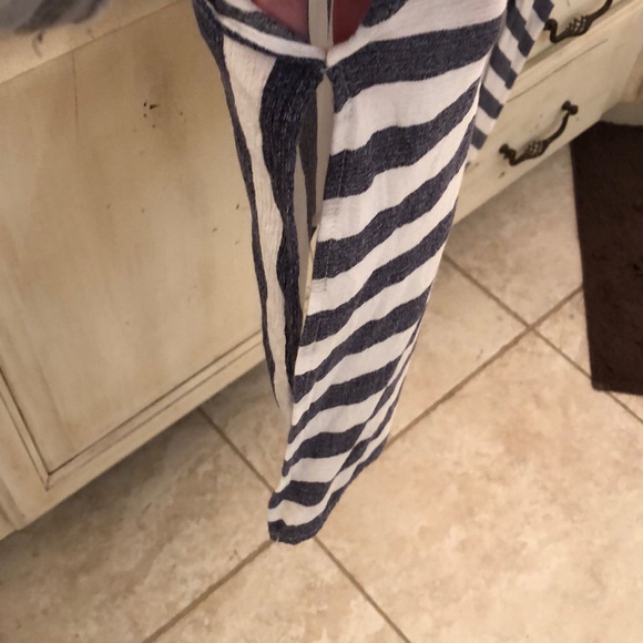 Top - Picture 3 of 3